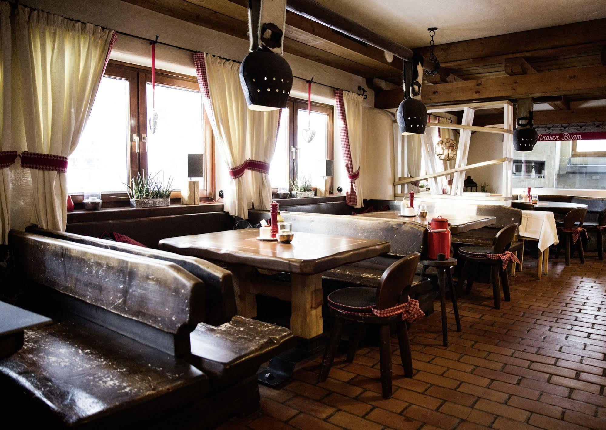 Hotel & Appartements Tiroler Buam Saalbach-Hinterglemm Eksteriør billede